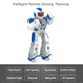 PK Wltoys F8 Dobi Gesture contrôle robot intelligent programmable dansant chanter marche robot rc jouet avec lumière LED SJY-822